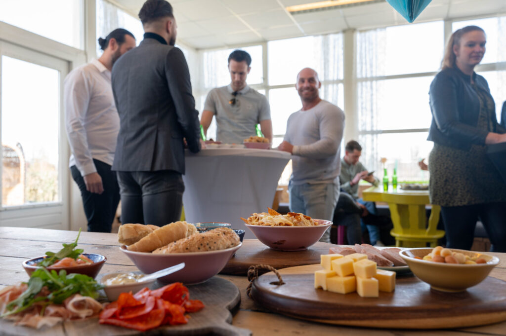 Vrijgezellenfeest voor de creatieveling: hapjes en drankjes